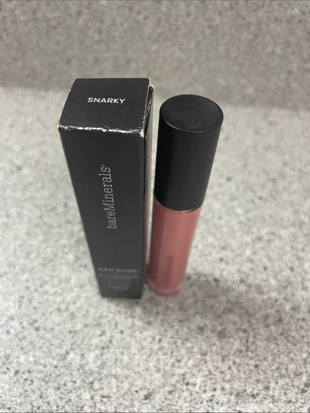 bareMinerals liquid lipstick Snarky - Muted Rose Mauve